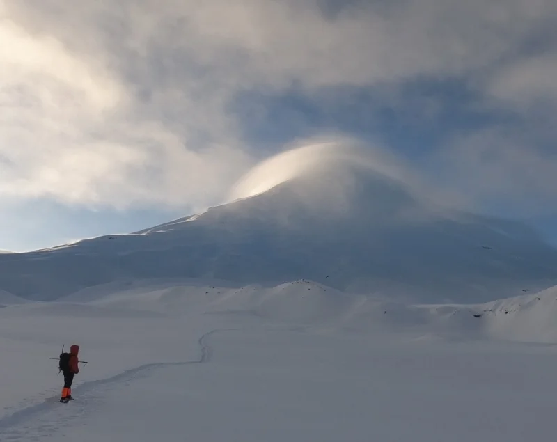 Vista desde la ruta invernal del volcán Llaima