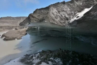 Glaciar Pichillancahue y paisaje volcánico en La Araucanía