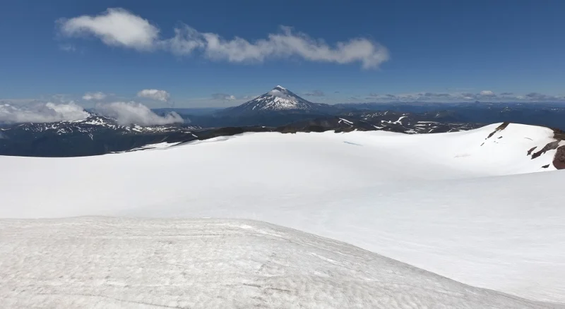 Panorámica del Villarrica desde el Quetrupillán