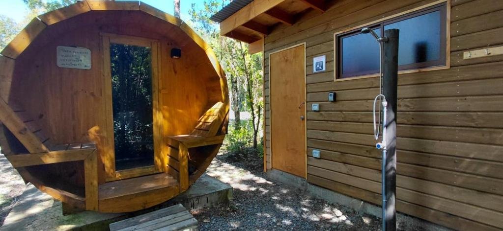 Cabañas tinajas y sauna Quetrupilina